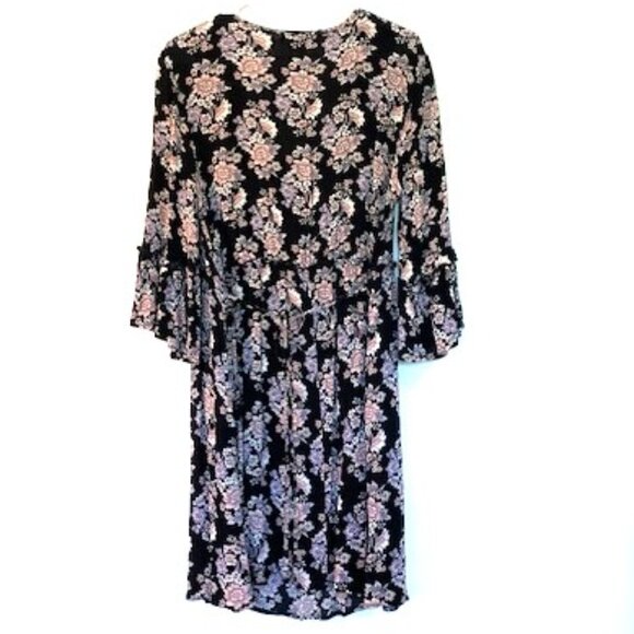 Chance & Destiny Black Floral V-Neck Dress with Bell Sleeves - Picture 2 of 6